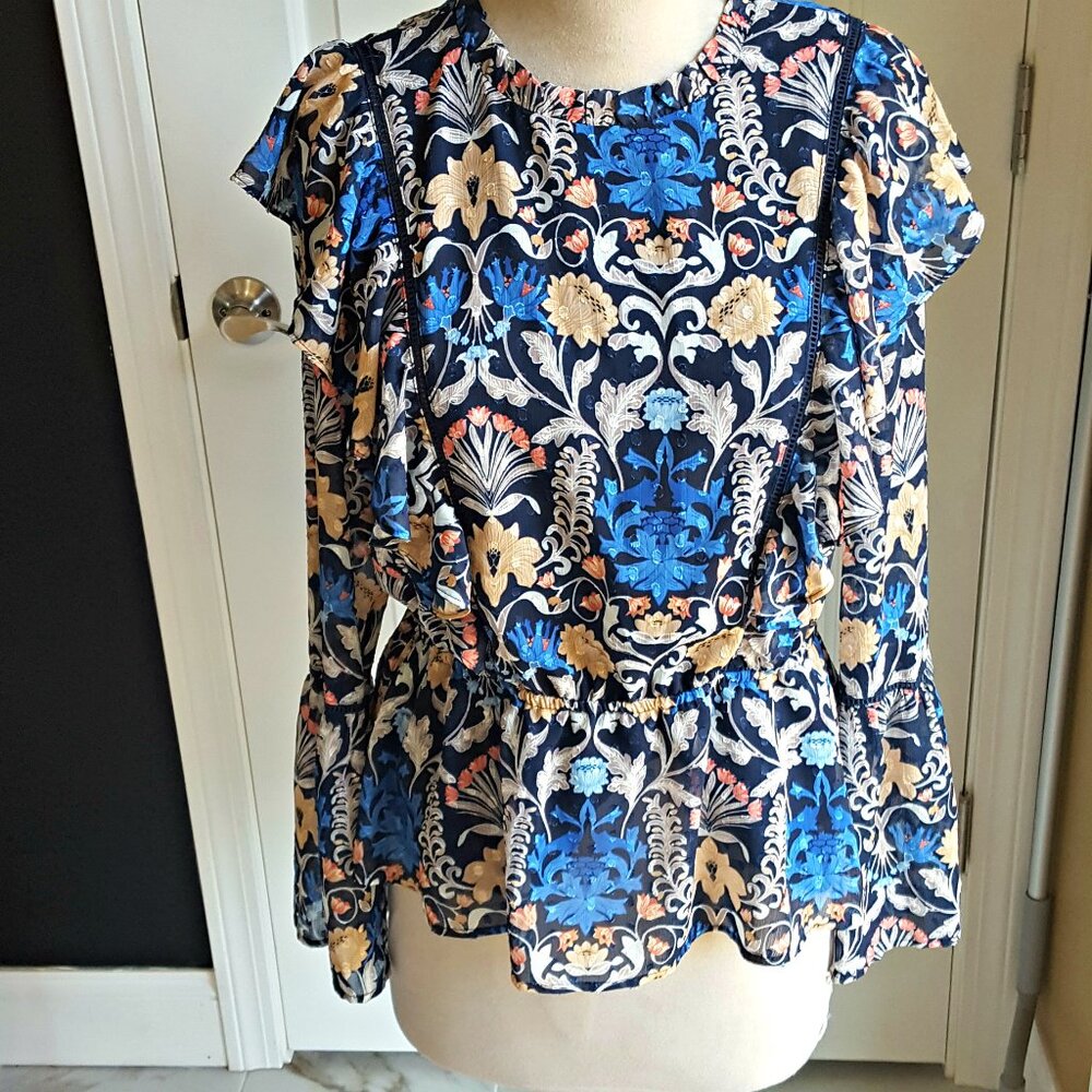 NWT! BOHO Romance BLOUSE Bell SLEEVE SZ L